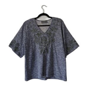 NWT Sunday In Brooklyn Anthropologie Floral Embroidered Sweatshirt Top Small